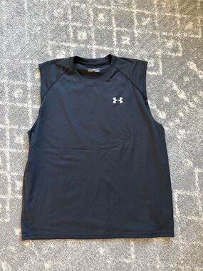 Under Armour Men’s Black Sleeveless Training Tank